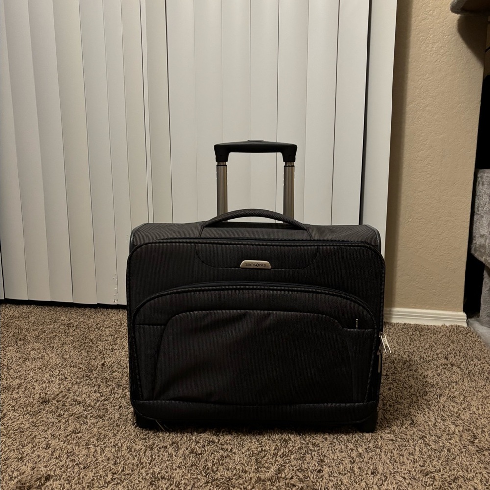 SAMSONITE Computer Work Travel Suitcase - Picture 8 of 16